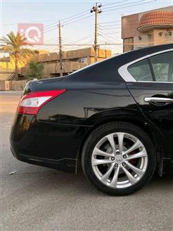 نيسان ماكسيما